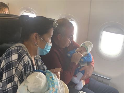 U­ç­a­k­t­a­ ­Ö­l­ü­m­ü­n­ ­E­ş­i­ğ­i­n­e­ ­G­e­l­e­n­ ­1­ ­A­y­l­ı­k­ ­B­e­b­e­ğ­e­ ­İ­l­k­ ­M­ü­d­a­h­a­l­e­y­i­ ­A­K­P­­l­i­ ­V­e­k­i­l­ ­Y­a­p­t­ı­